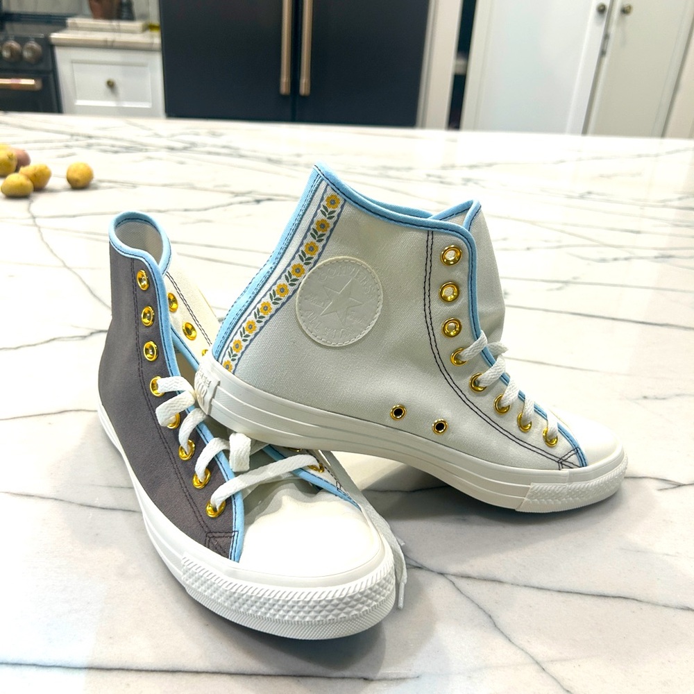 Custom converse Boho chic!